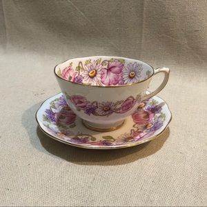 Roslyn Fine Bone China Ambleside Set